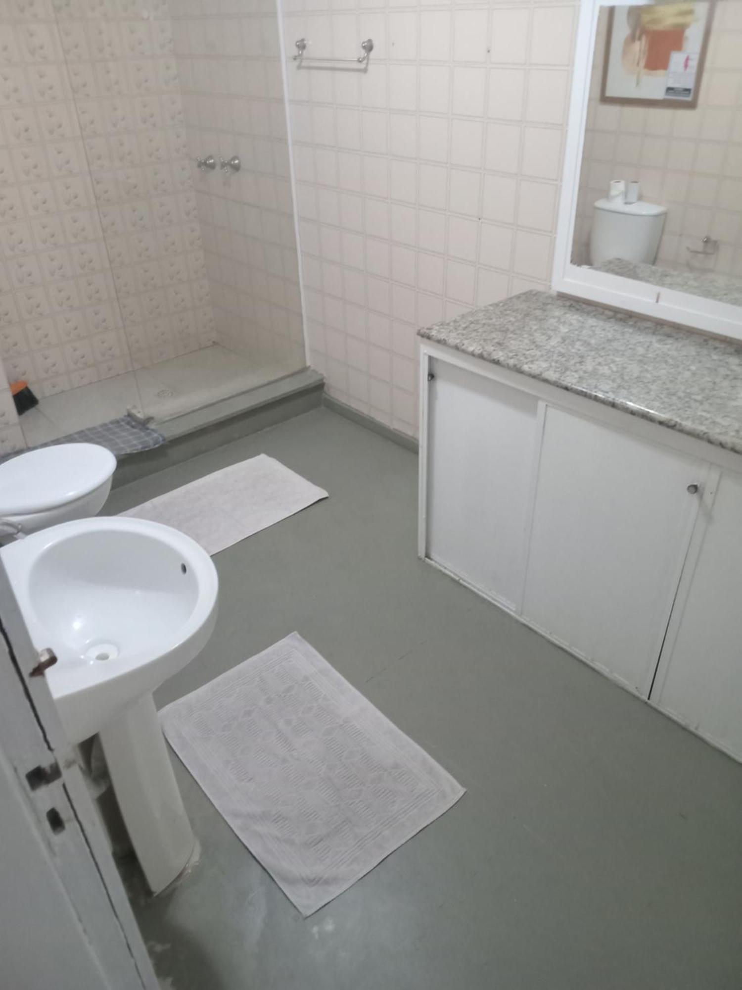 Com Varanda Privada 2 Hospedagem domiciliar *